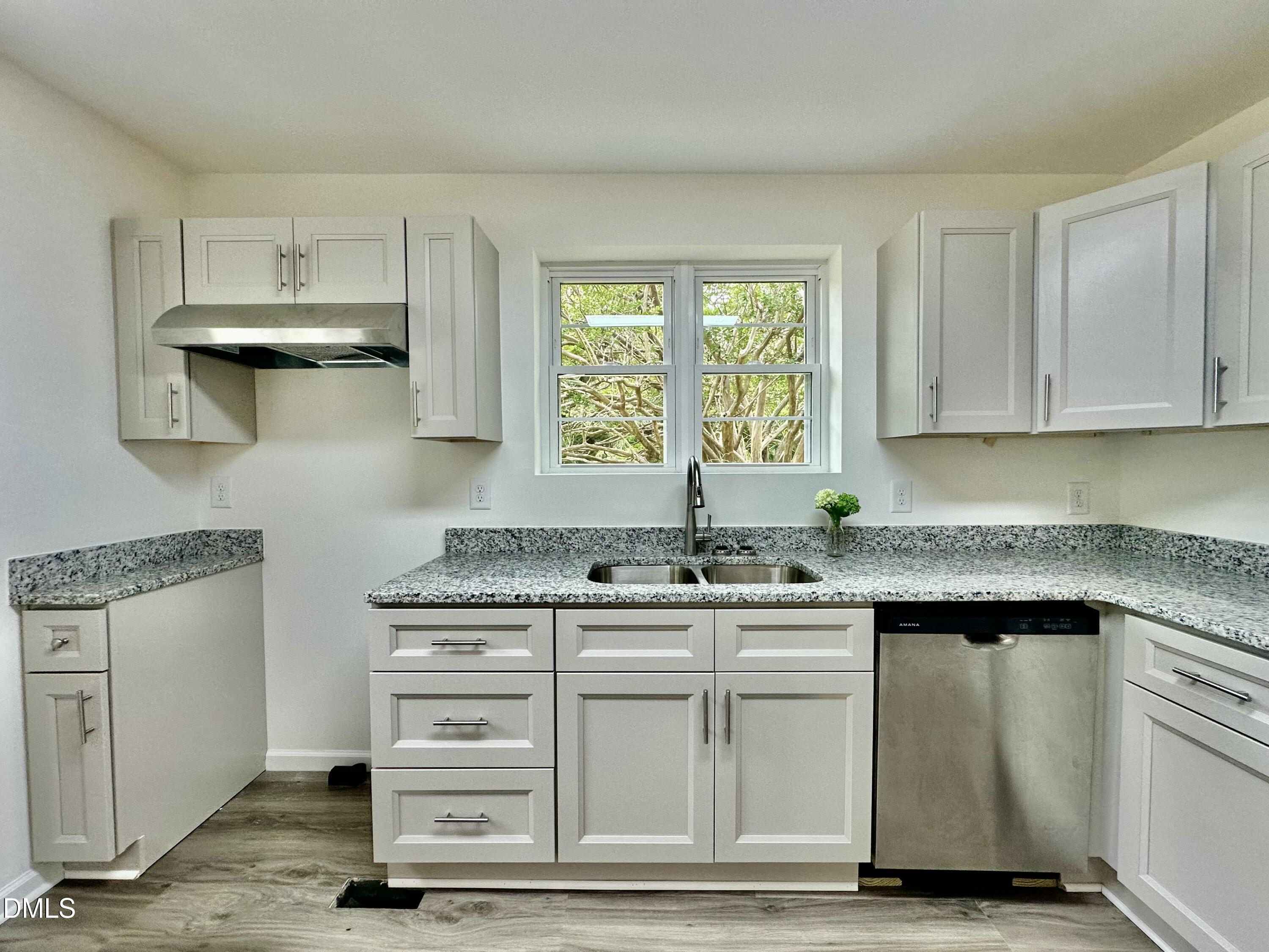 360 Woodsdale Road Roxboro, NC 27573 - Photo 10 of 30