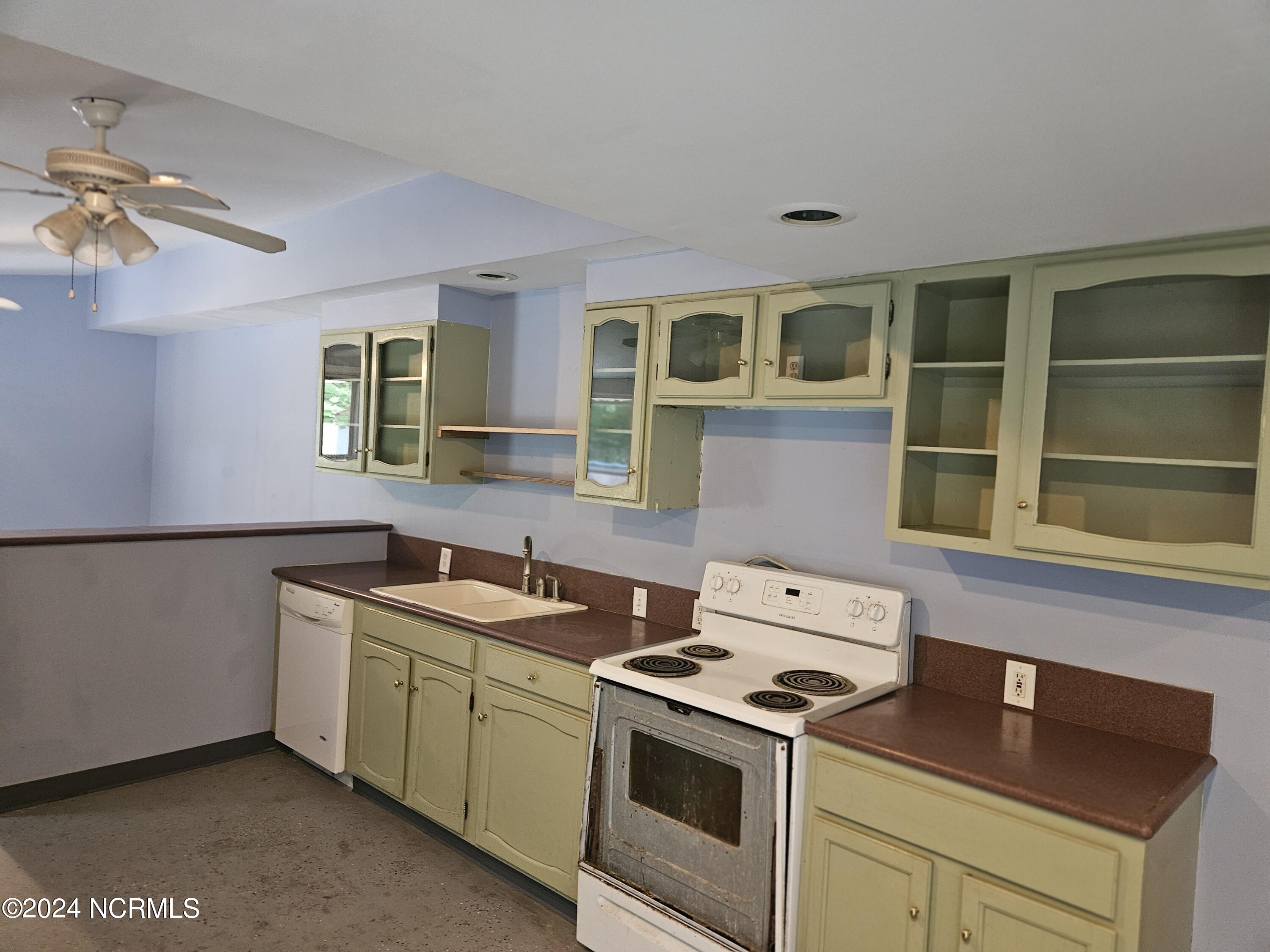 4527 Parmele Road Castle Hayne, NC 28429 - Photo 18 of 21 20240826_115447