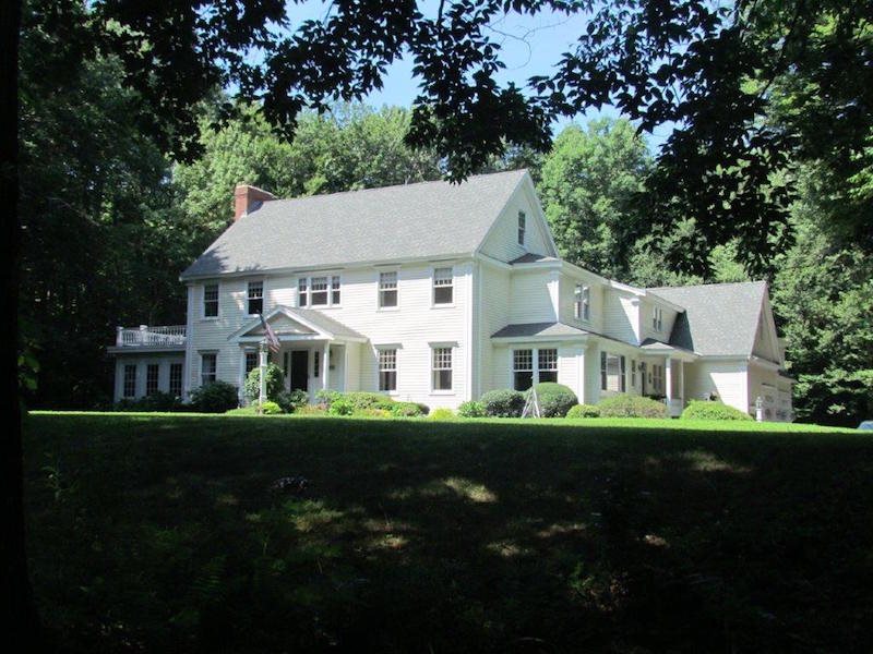 17 Country Farm Road Stratham, NH 03885 - Photo 1 of 35