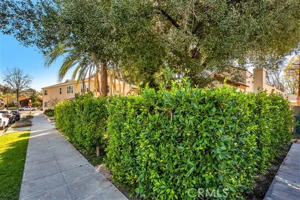 a view of a backyard with garden