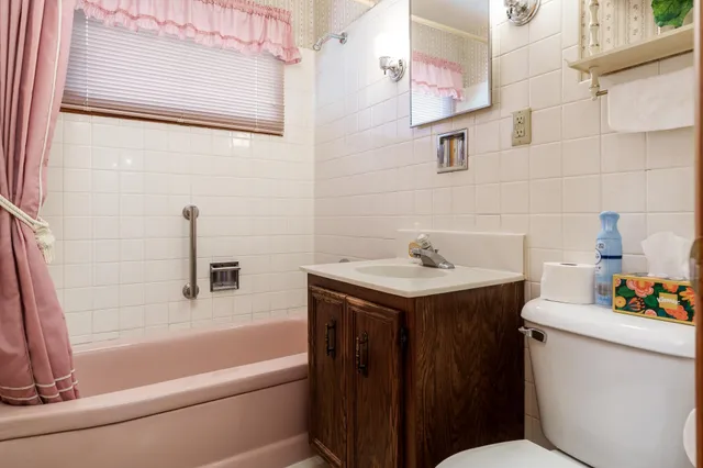 $135,000 | 2028 Pierce Avenue, Rockford, IL 61103