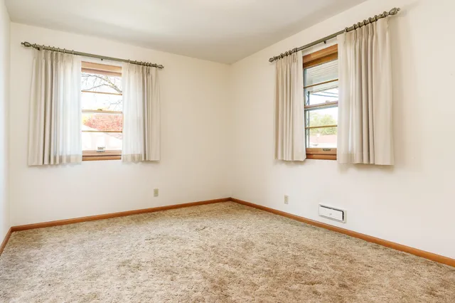 $135,000 | 2028 Pierce Avenue, Rockford, IL 61103