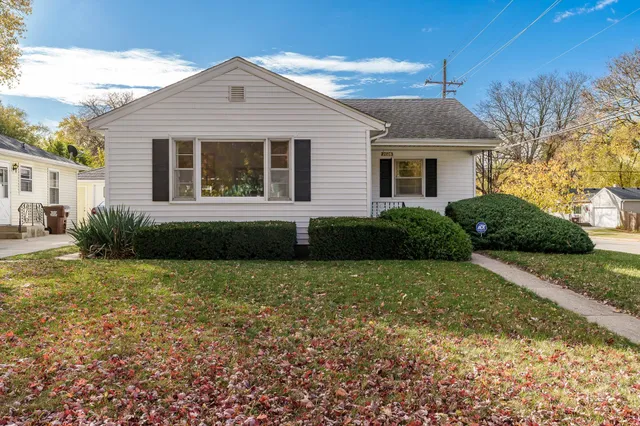 $135,000 | 2028 Pierce Avenue, Rockford, IL 61103