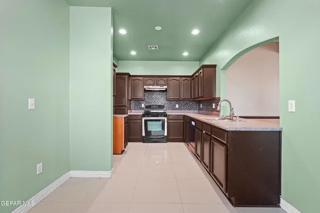 $250,000 | 10400 MacKenzie Ann Place, Socorro, TX 79927