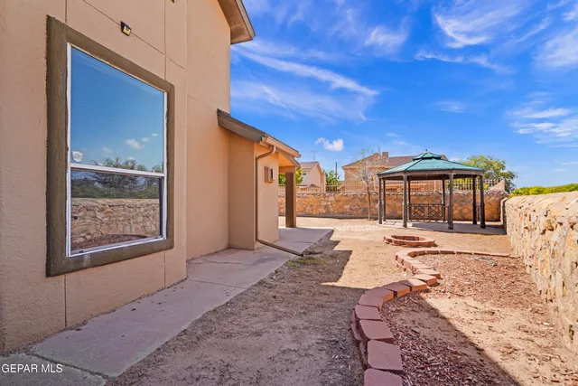 $250,000 | 10400 MacKenzie Ann Place, Socorro, TX 79927