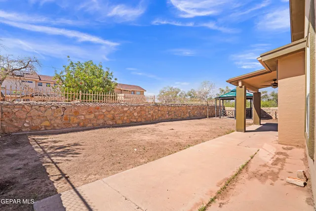 $250,000 | 10400 MacKenzie Ann Place, Socorro, TX 79927