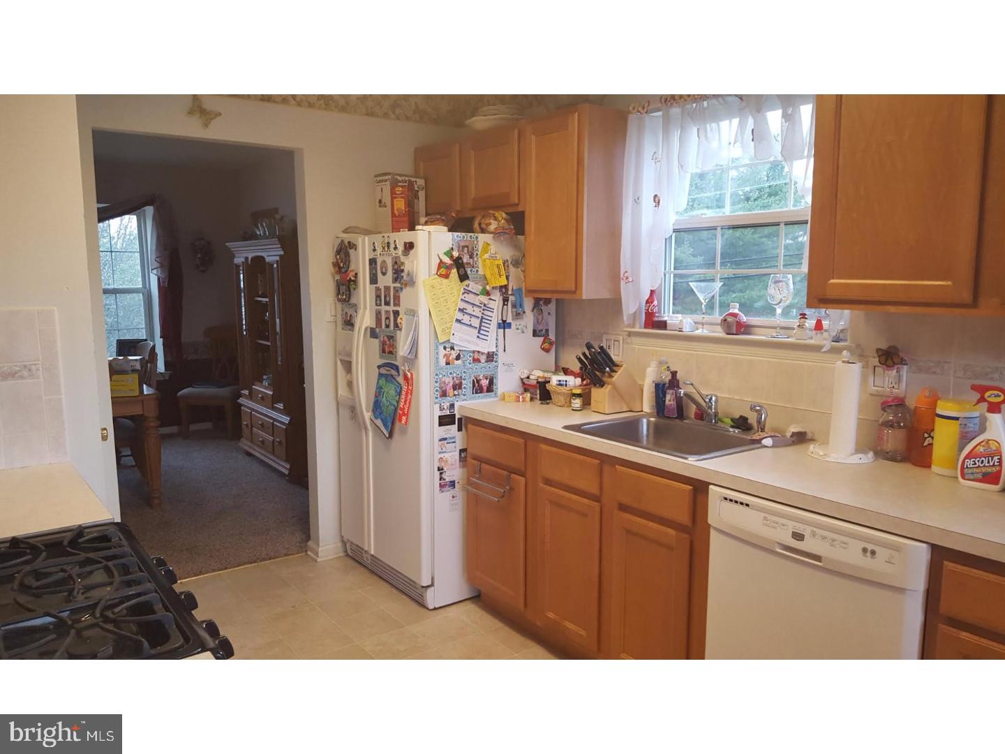 400 Colts Run Road Williamstown, NJ 08094 - Photo 3 of 19 Kitchen