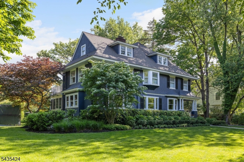 162 Union Street Montclair, NJ 07042 - Photo 48 of 49