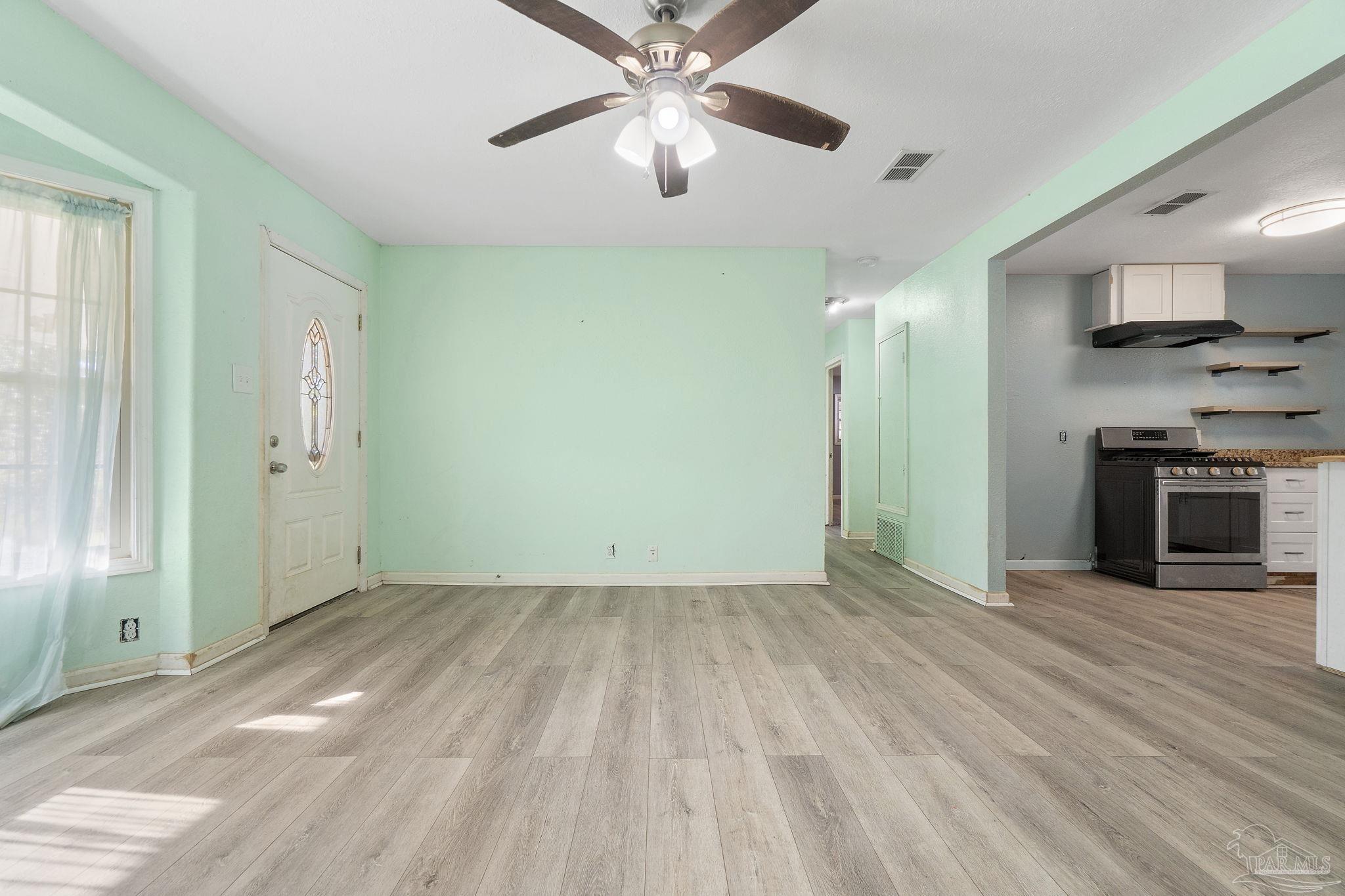 4738 Ward Basin Road Milton, FL 32583 - Photo 7 of 33 Gallery Image 7