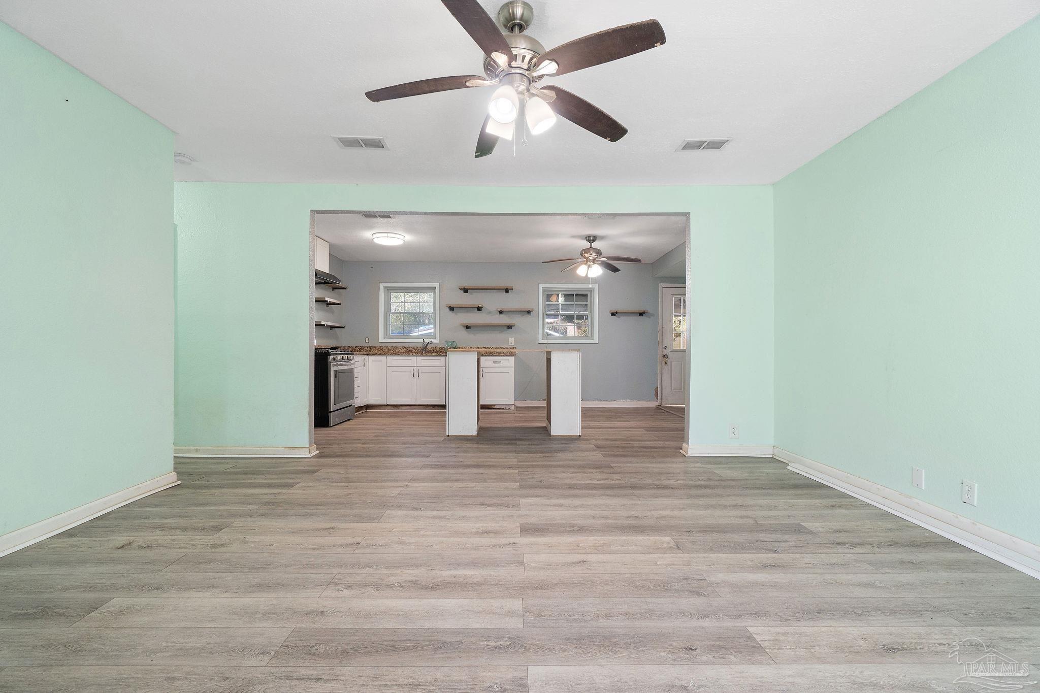 4738 Ward Basin Road Milton, FL 32583 - Photo 9 of 33 Gallery Image 9