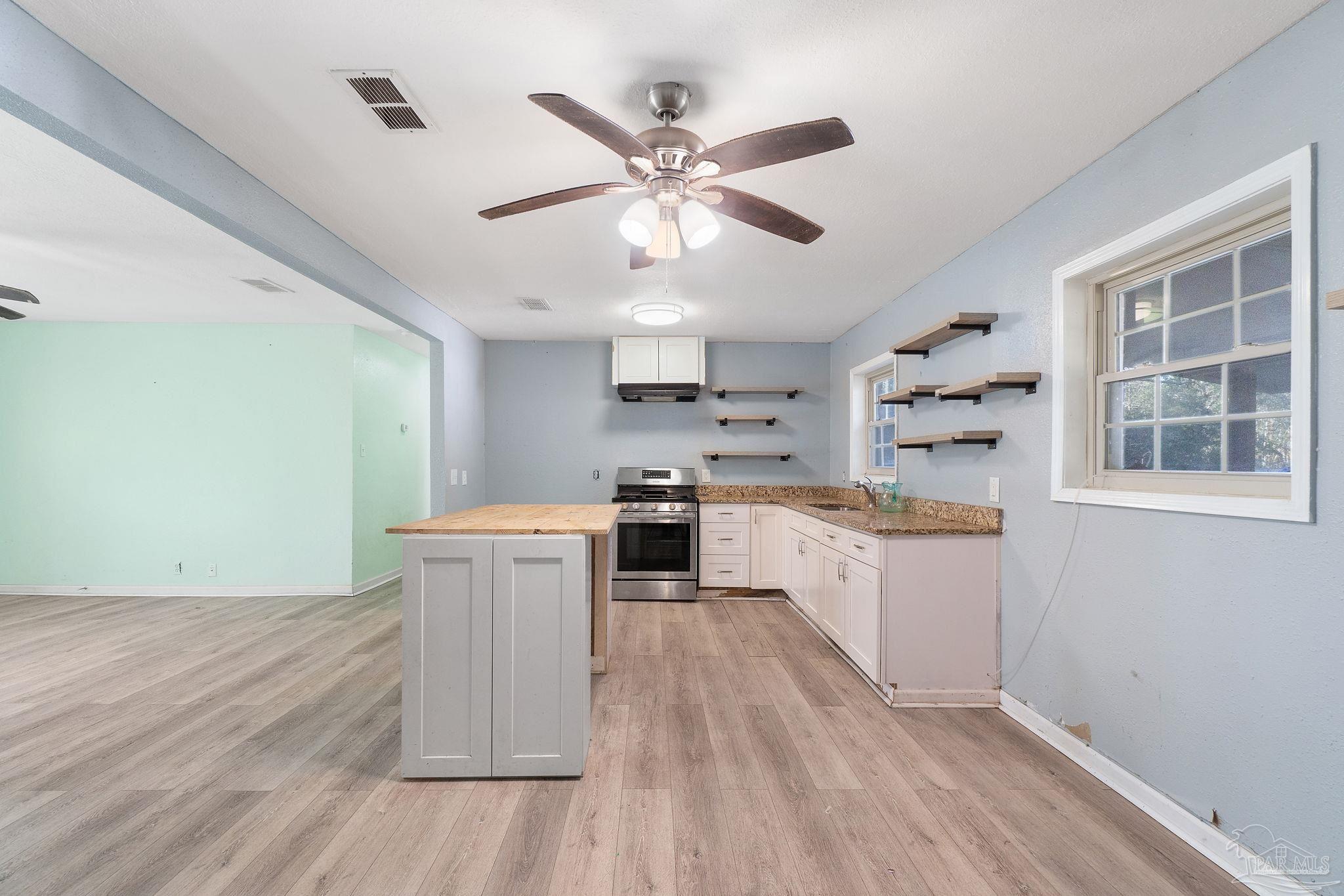 4738 Ward Basin Road Milton, FL 32583 - Photo 10 of 33 Gallery Image 10