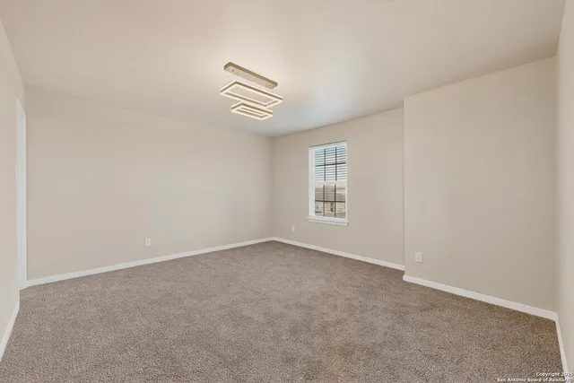 $299,900 | 15203 Escalante Pass, Von Ormy, TX 78073