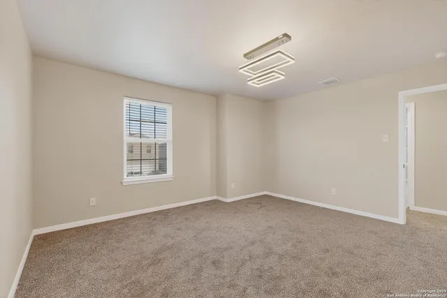 $299,900 | 15203 Escalante Pass, Von Ormy, TX 78073