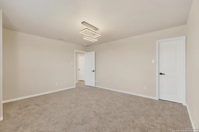 $299,900 | 15203 Escalante Pass, Von Ormy, TX 78073