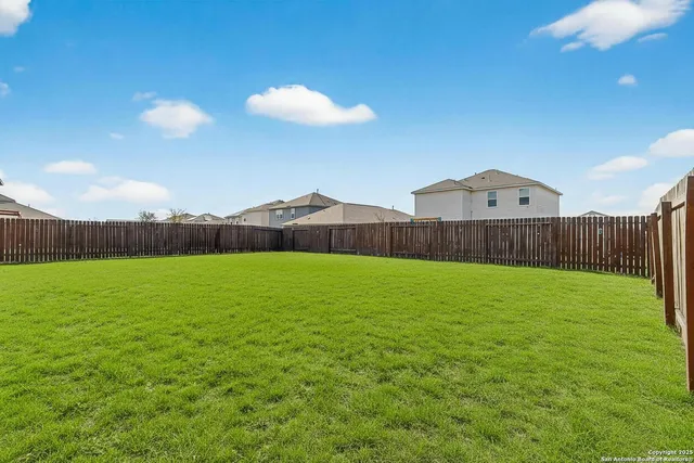 $299,900 | 15203 Escalante Pass, Von Ormy, TX 78073