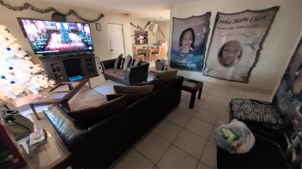 1106 South 7th Street Fort Pierce, FL 34950 - Photo 6 of 24