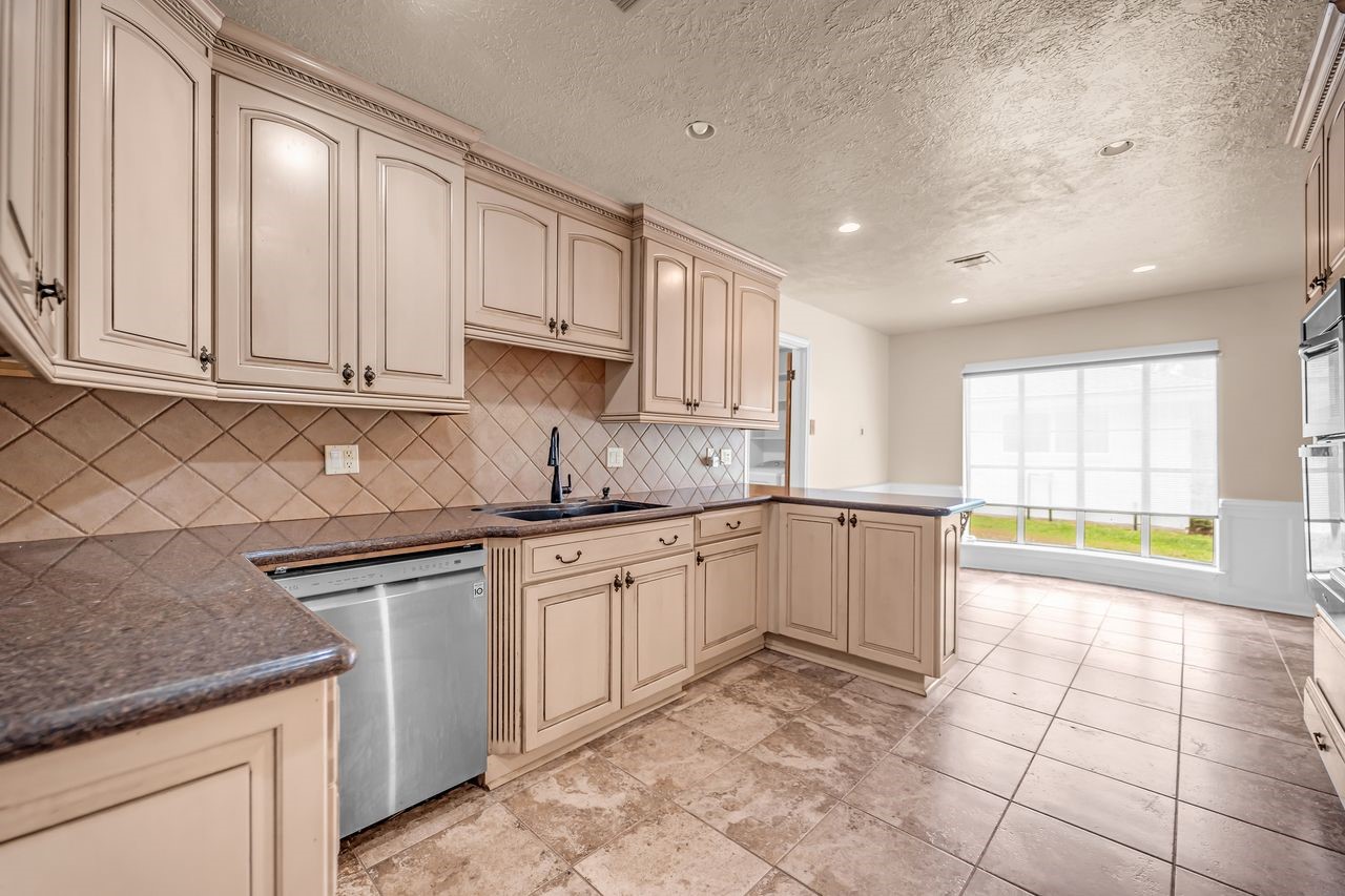 18815 Whitewood Drive Spring, TX 77373 - Photo 22 of 46