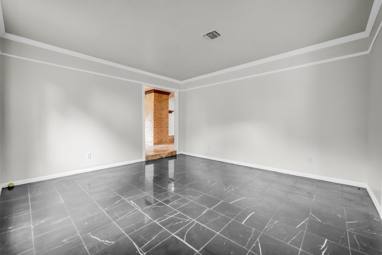 18815 Whitewood Drive Spring, TX 77373 - Photo 29 of 46 Formal living room