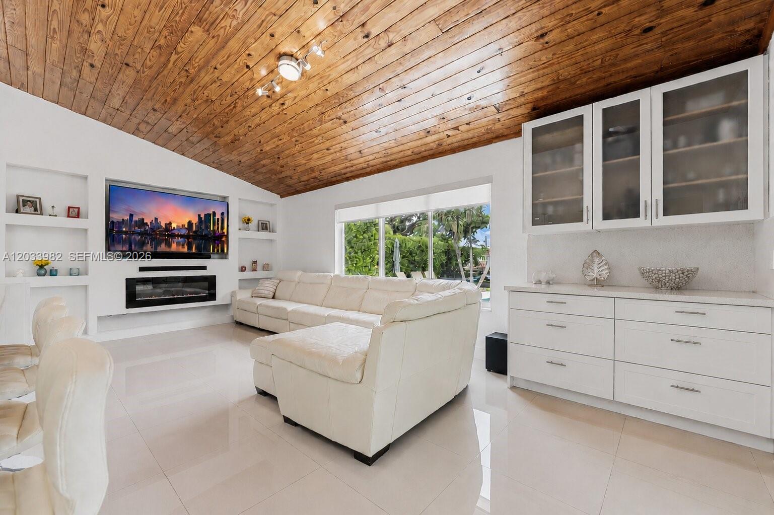 9780 Southwest 19th Street Miami, FL 33165 - Photo 11 of 34