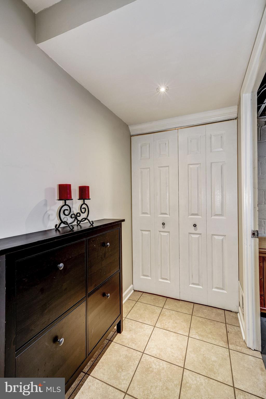 3409 Ramsgate Terrace Alexandria, VA 22309 - Photo 25 of 43 Terrific mud room area in lower level