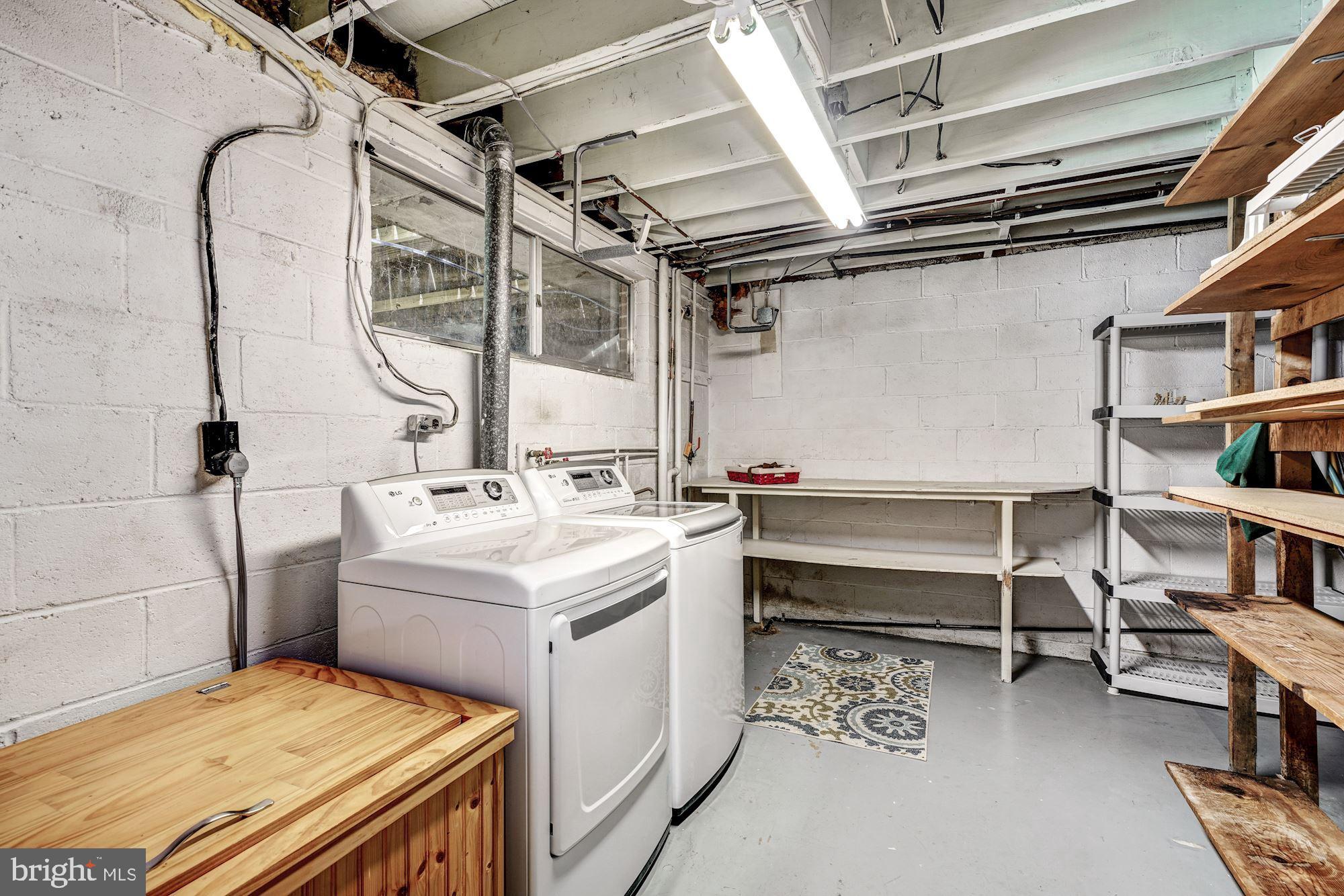 3409 Ramsgate Terrace Alexandria, VA 22309 - Photo 26 of 43 Generously sized laundry room