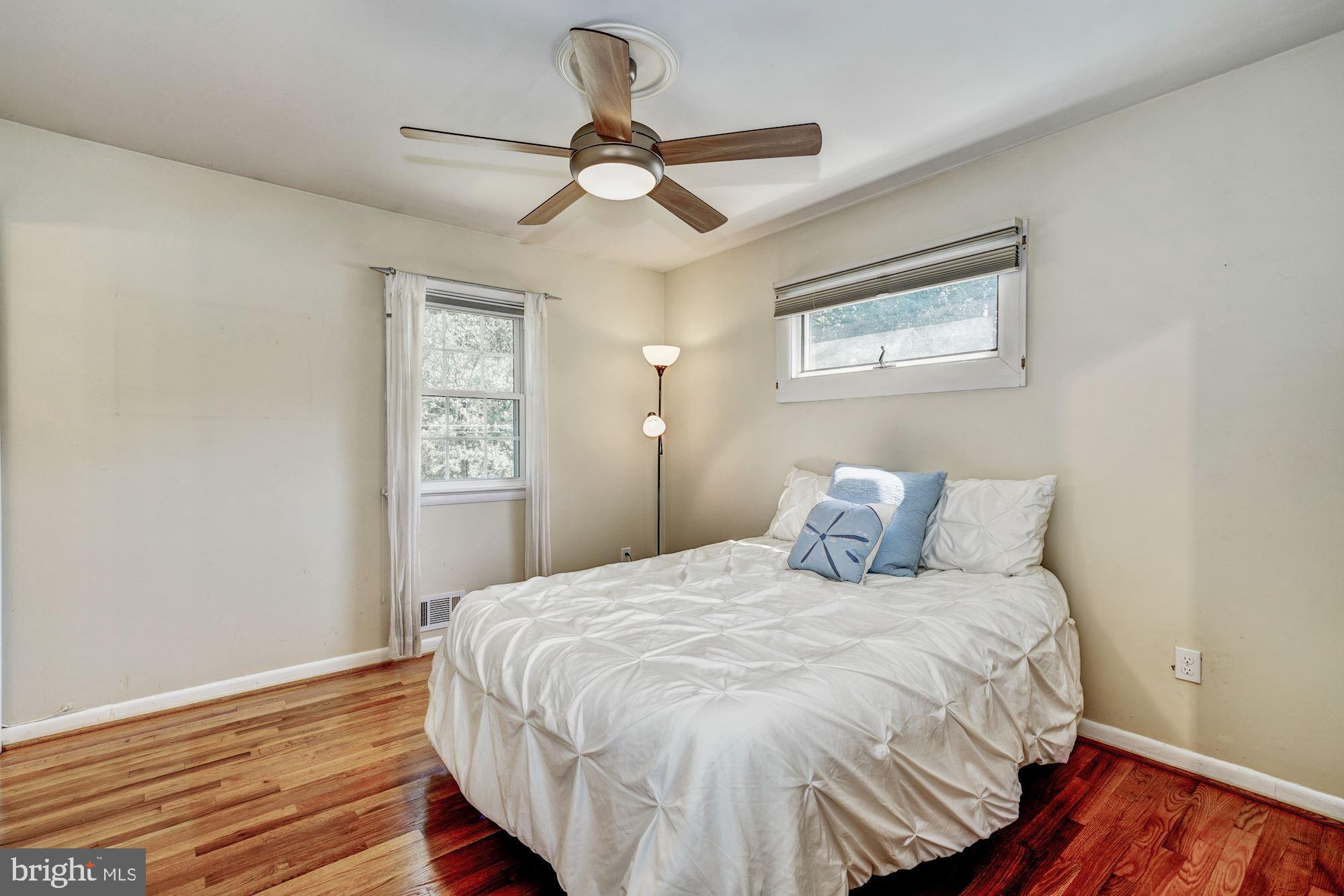 3409 Ramsgate Terrace Alexandria, VA 22309 - Photo 8 of 43 Light filled master bedroom w/ attached full bath