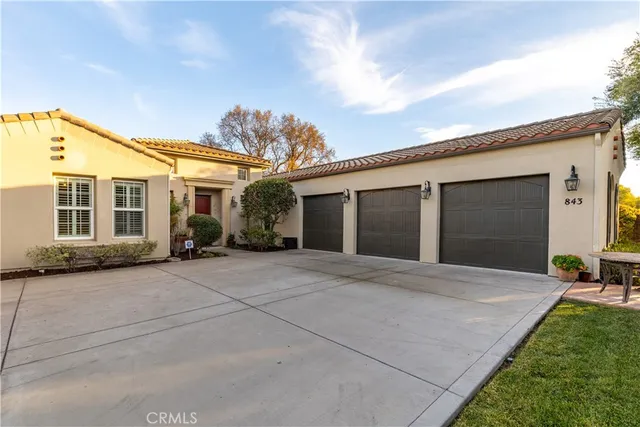 $1,295,000 | 843 Hacienda Circle, Paso Robles, CA 93446
