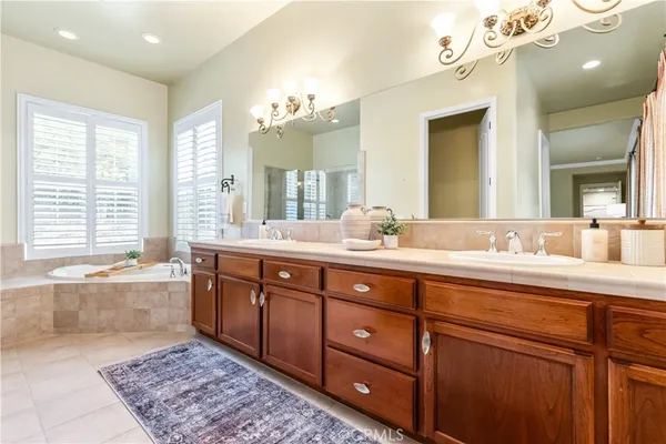 $1,199,000 | 843 Hacienda Circle, Paso Robles, CA 93446