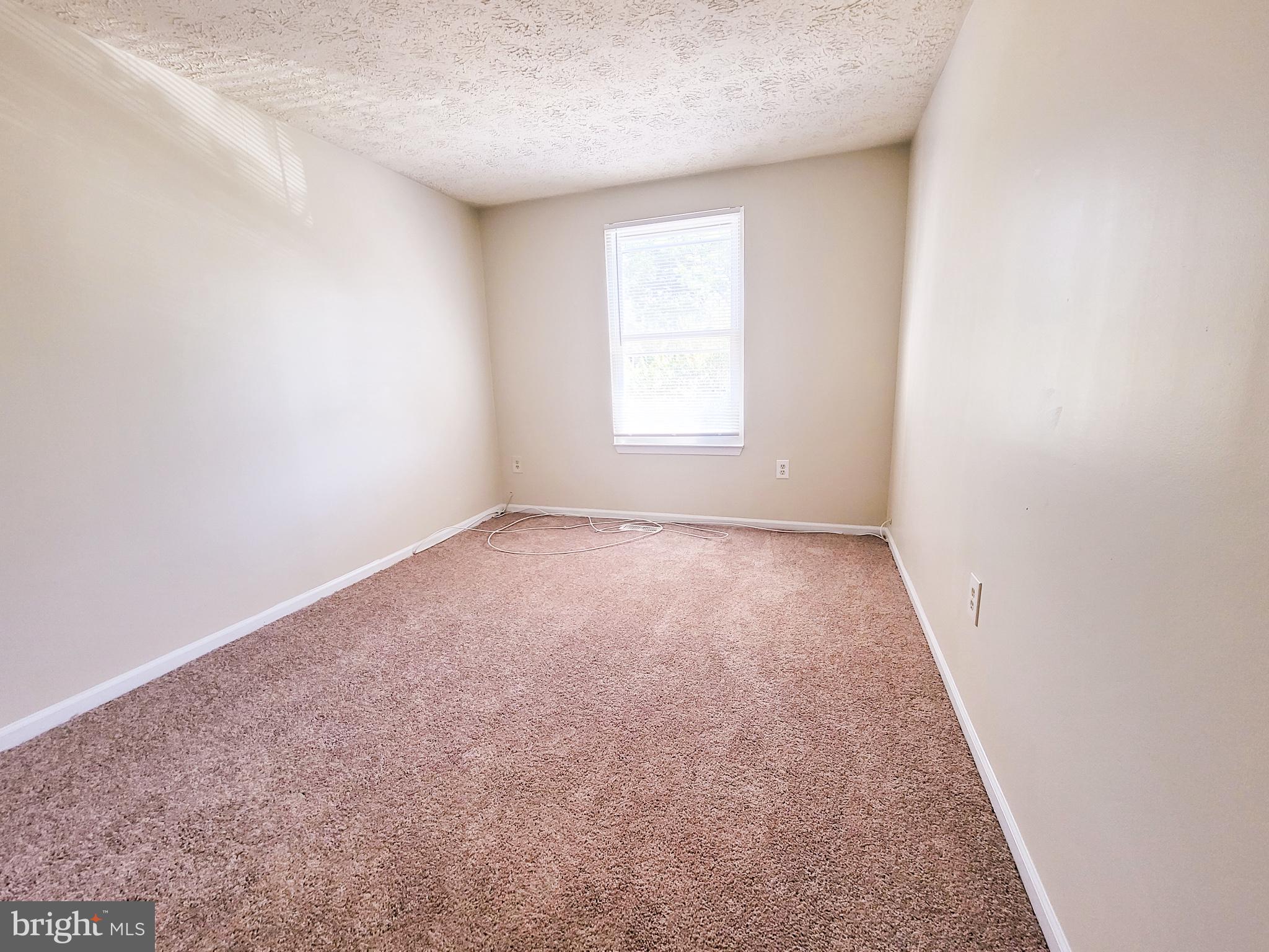 11204 Legato Way Silver Spring, MD 20901 - Photo 3 of 17 Gallery Image 3
