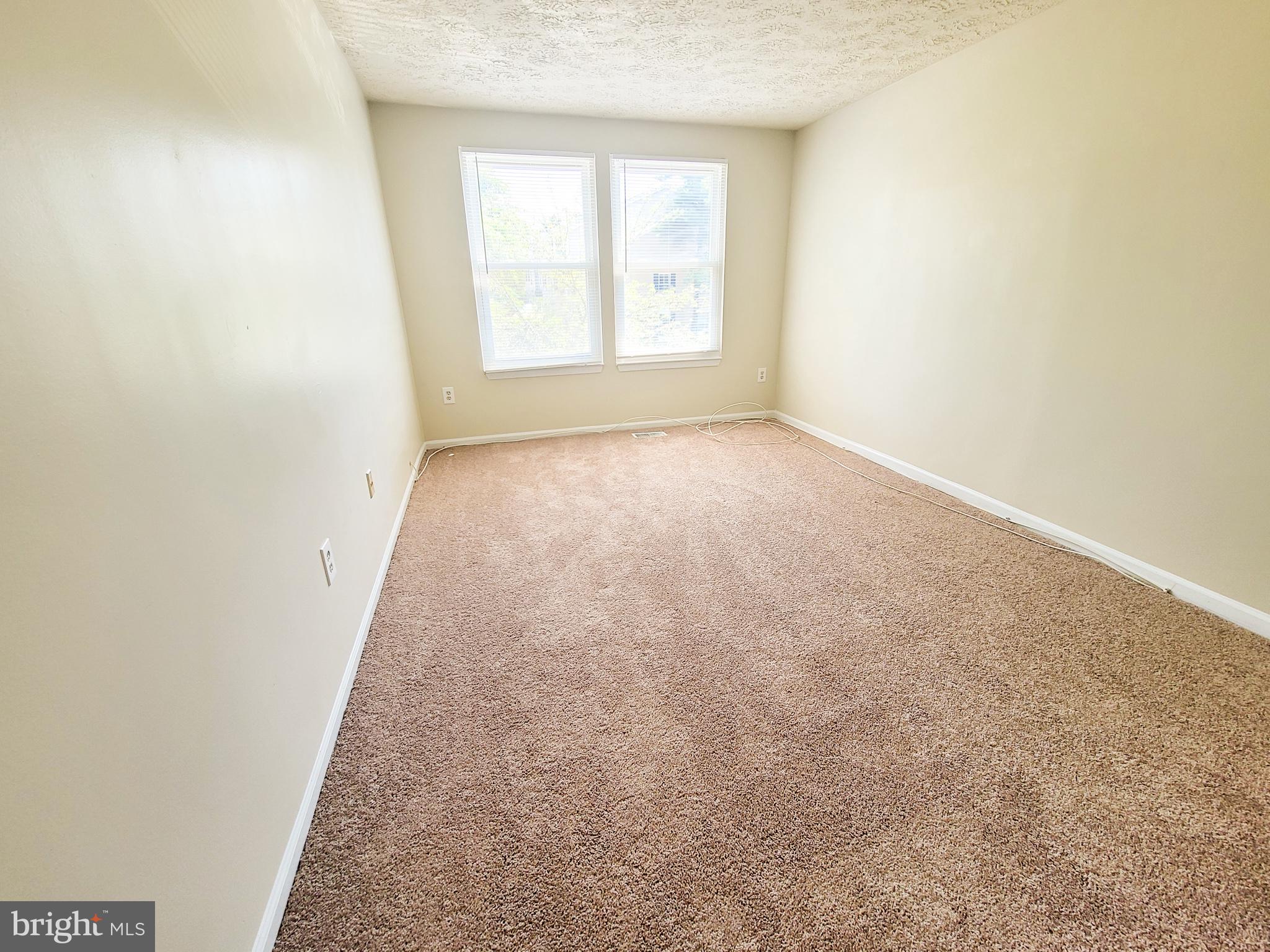 11204 Legato Way Silver Spring, MD 20901 - Photo 4 of 17 Gallery Image 4