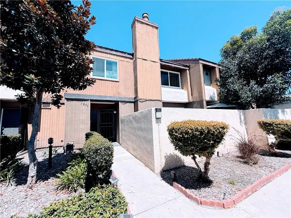 $545,000 | 1371 South Walnut Street, Unit 3006, Anaheim, CA 92802