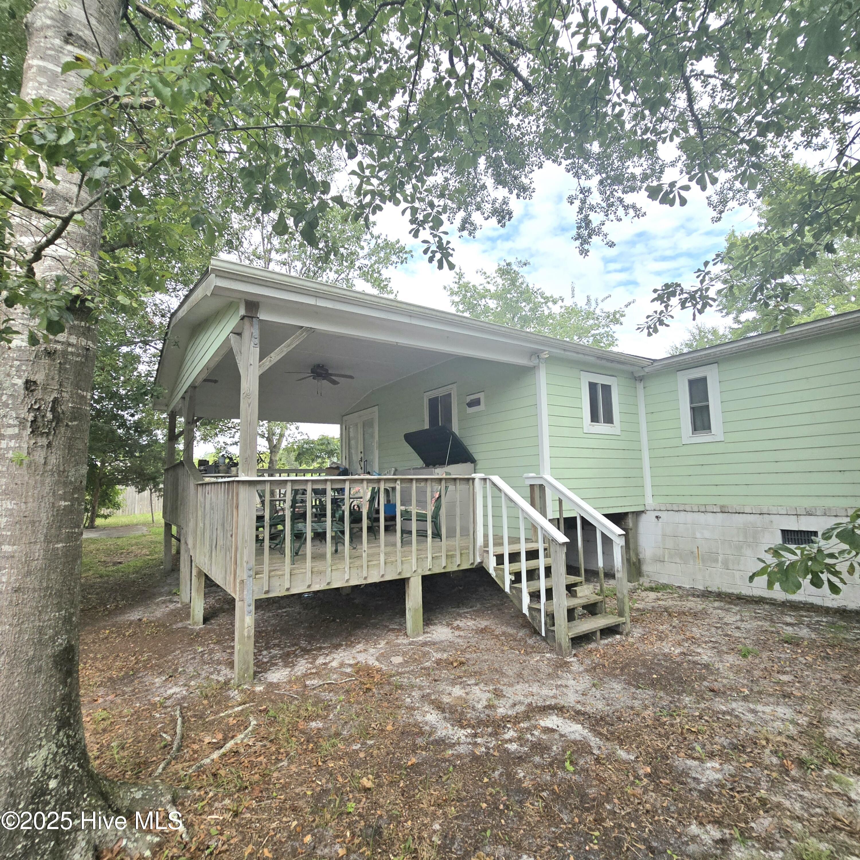 206 Holden Road Holly Ridge, NC 28445 - Photo 4 of 30 Back porch 2