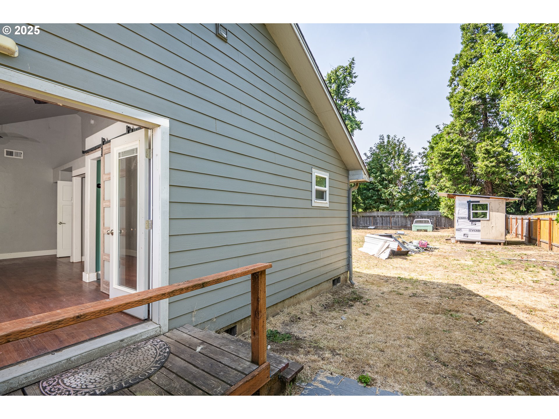 590 Colonial Drive Springfield, OR 97477 - Photo 15 of 23