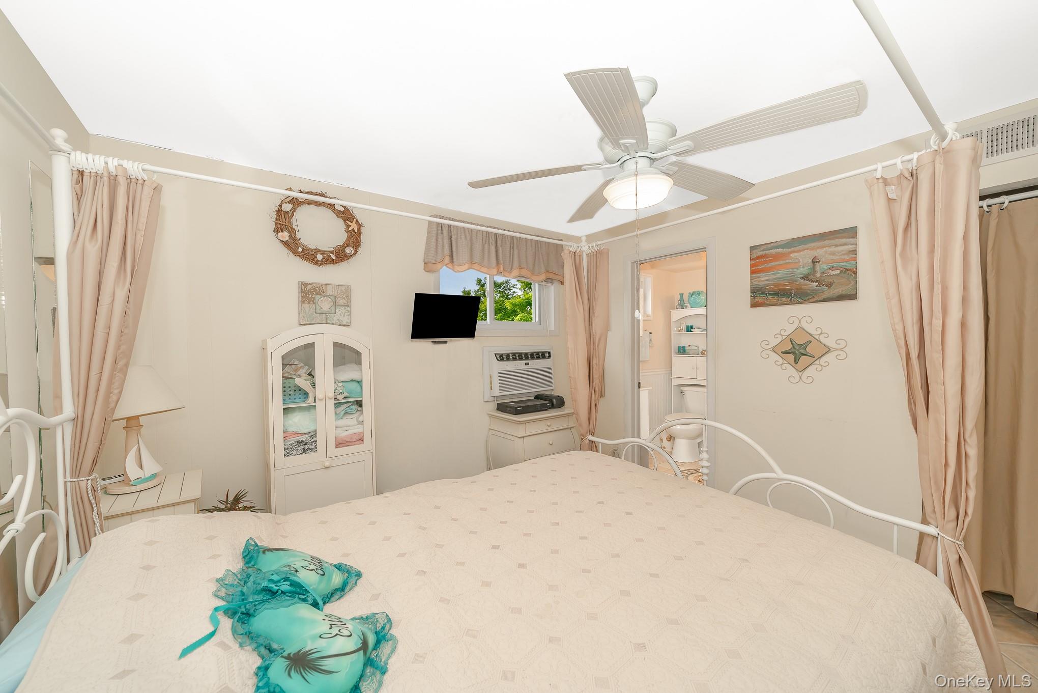 50 Rampasture Road, Unit 6 Hampton Bays, NY 11946 - Photo 30 of 35