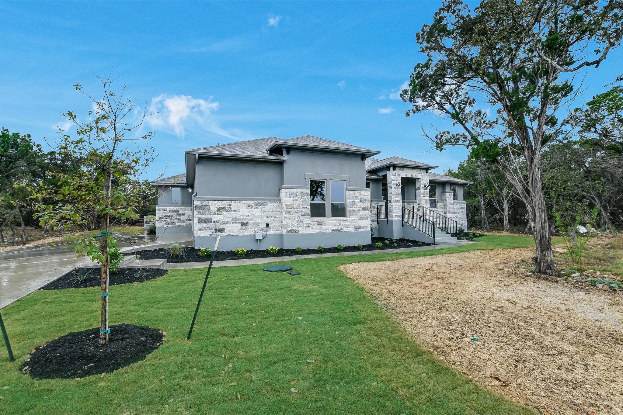 4616 Destination Way Jonestown, TX 78645 - Photo 3 of 32