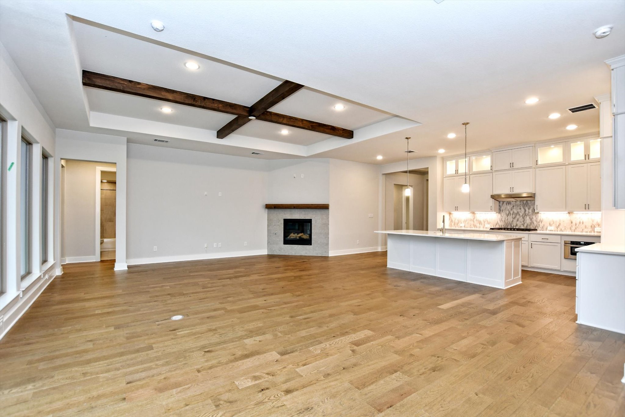 4616 Destination Way Jonestown, TX 78645 - Photo 9 of 32