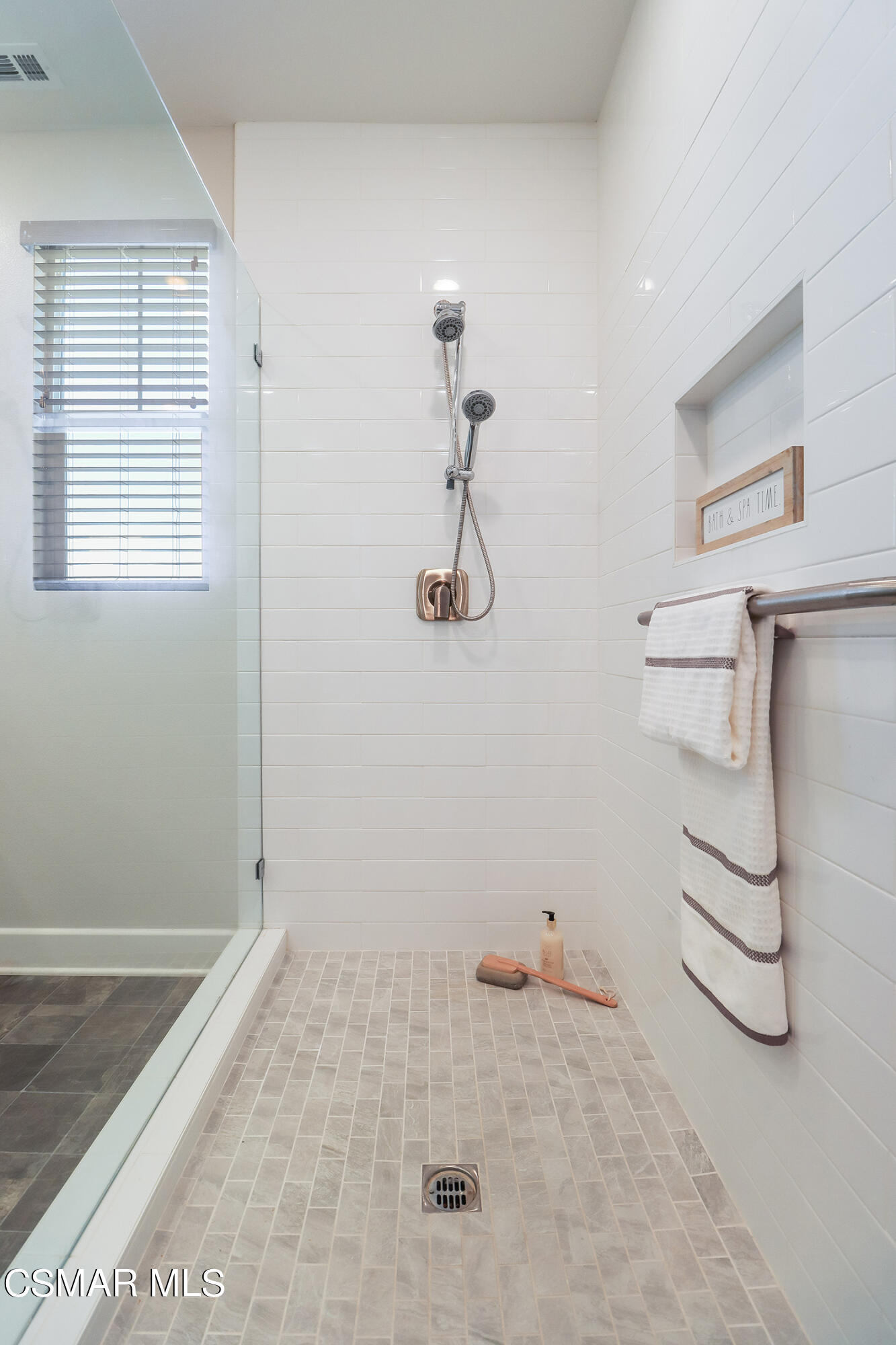3068 Harrison Lane Simi Valley, CA 93065 - Photo 36 of 48 a bathroom with a sink