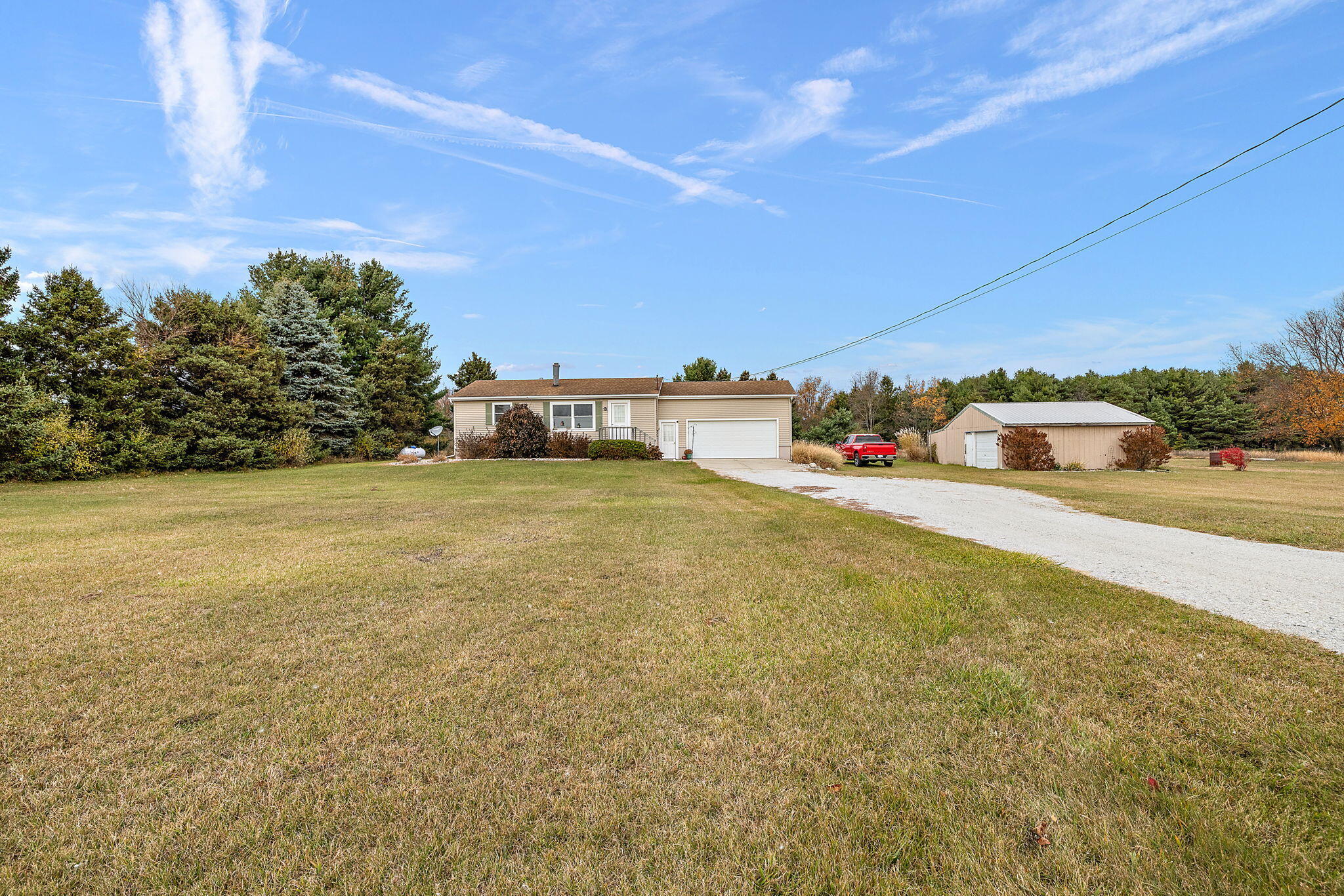 7068 Fruitvale Road Montague, MI 49437 - Photo 2 of 34 19-web-or-mls-2R9A4324
