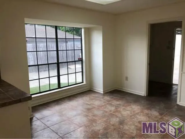 $2,050 | 13523 Willowridge Avenue, Baton Rouge, LA 70817