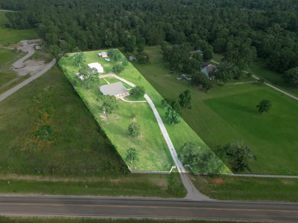 $575,000 | 6081 Farm To Market 3081, Willis, TX 77378