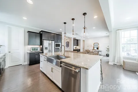 $945,000 | 205 Somerled Way, Waxhaw, NC 28173