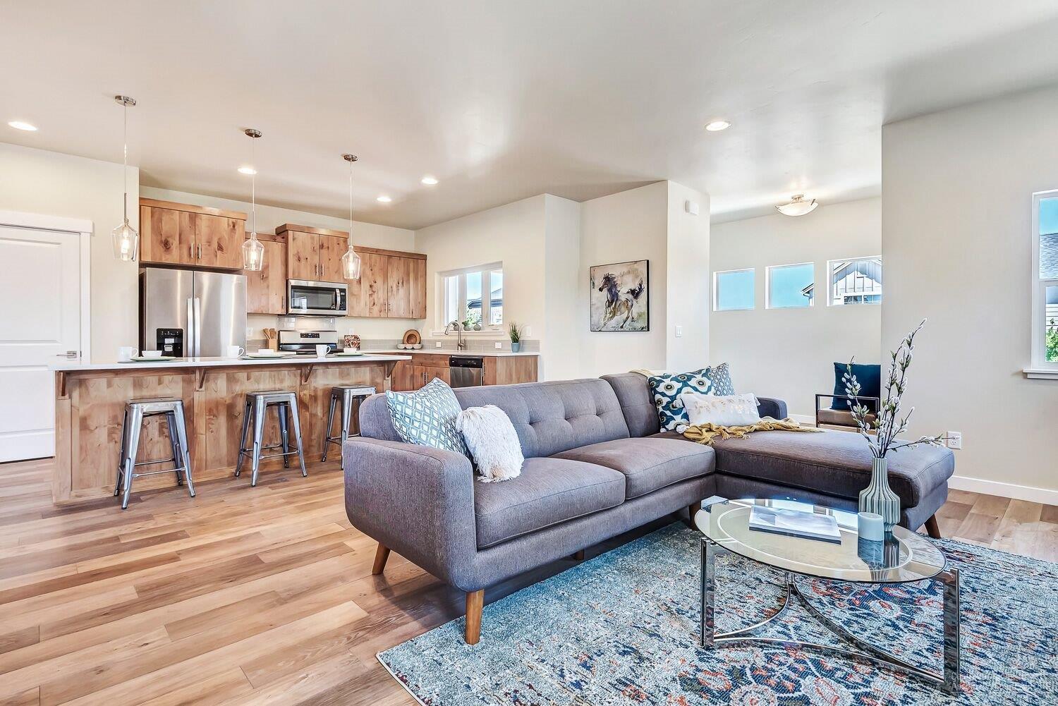 20769 Kilbourne Loop Bend, OR 97701 - Photo 5 of 16 Additional Photo