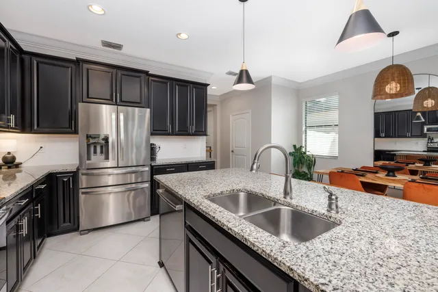 $414,900 | 141 Southeast Via Visconti, Port St. Lucie, FL 34952