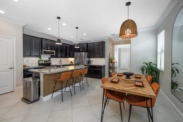 $414,900 | 141 Southeast Via Visconti, Port St. Lucie, FL 34952