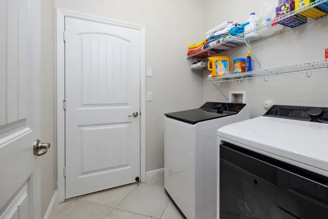 $414,900 | 141 Southeast Via Visconti, Port St. Lucie, FL 34952