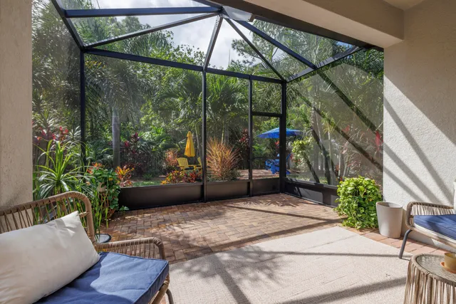 $414,900 | 141 Southeast Via Visconti, Port St. Lucie, FL 34952