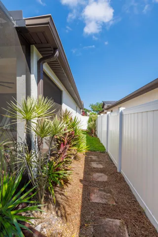 $414,900 | 141 Southeast Via Visconti, Port St. Lucie, FL 34952