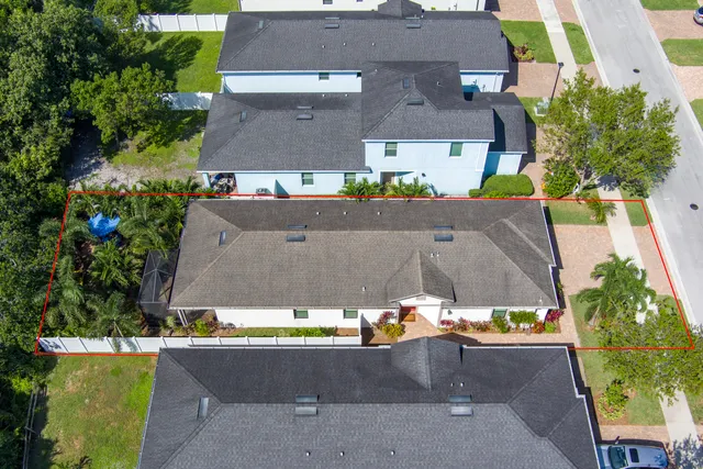 $414,900 | 141 Southeast Via Visconti, Port St. Lucie, FL 34952