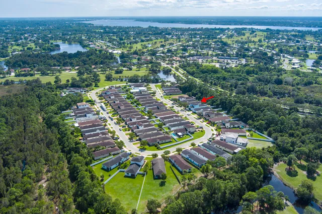 $414,900 | 141 Southeast Via Visconti, Port St. Lucie, FL 34952