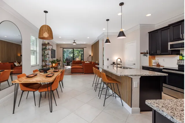 $414,900 | 141 Southeast Via Visconti, Port St. Lucie, FL 34952